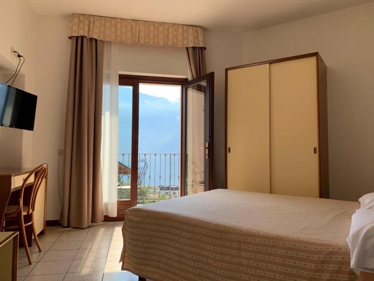 Villa Belvedere Hotel Limone sul Garda Exterior photo